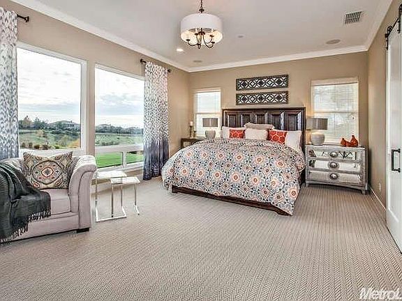 2nd image of 3638 Camino Cielo