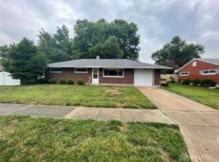 4667 Longfellow Ave, Huber Heights, OH 45424