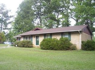 1536 E Highpoint Dr, Douglasville, GA 30134