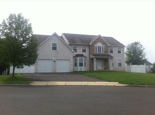 405 Burgundy Blvd, Warrington, PA 18976