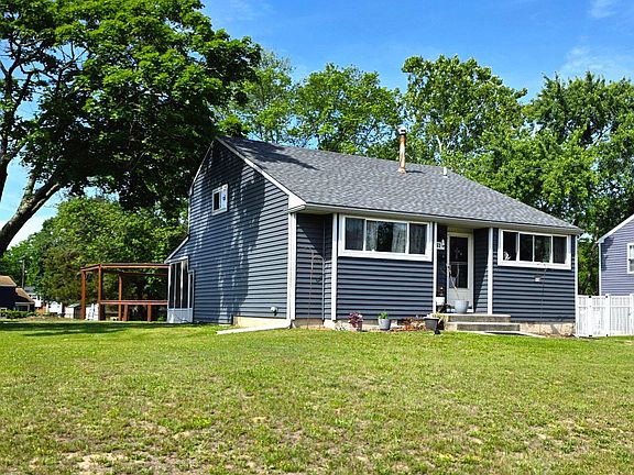 2nd image of 263 Madison Rd