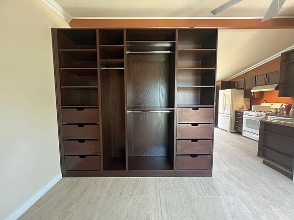 4th image of 1014 Mirasol St
