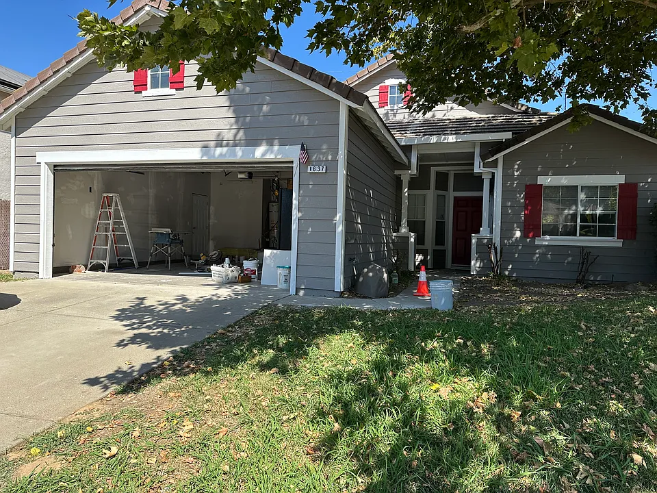 1637 Oleander Dr