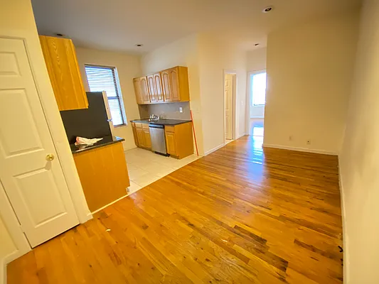 Rented by Sterea Agency | media 19