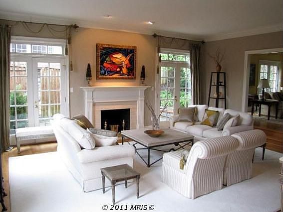 2nd image of 1594 Maddux Ln