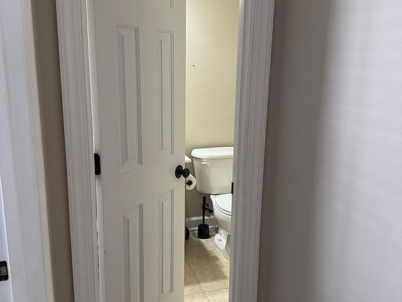 4th image of 4806 Landover Pine Pl