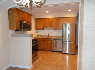 209 East Ln, Clark, NJ