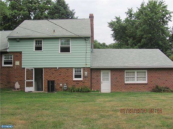3rd image of 2626 Maclary Dr