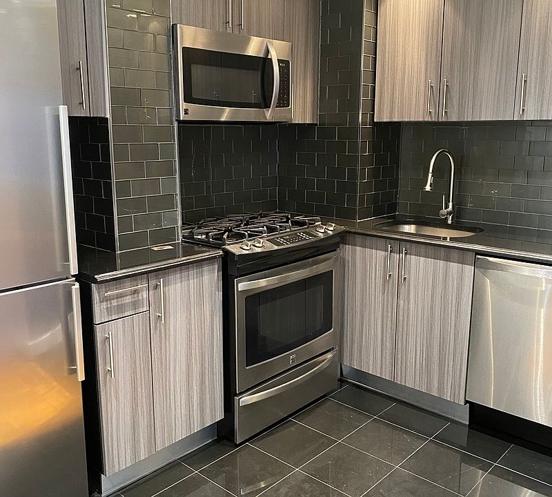 1st image of 141 E 89th St APT 7E