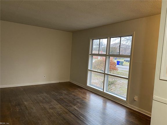 2nd image of 305 Rogers Ave