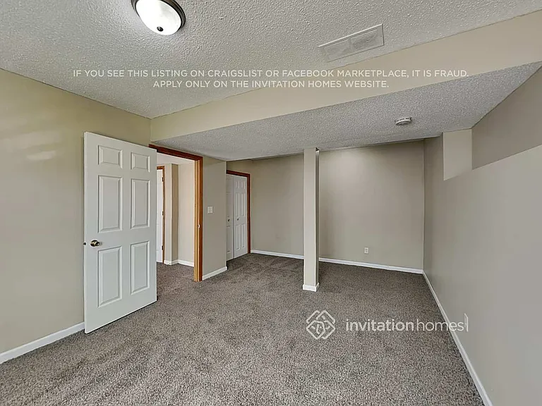 828 Bridle Creek Dr — Photo 14