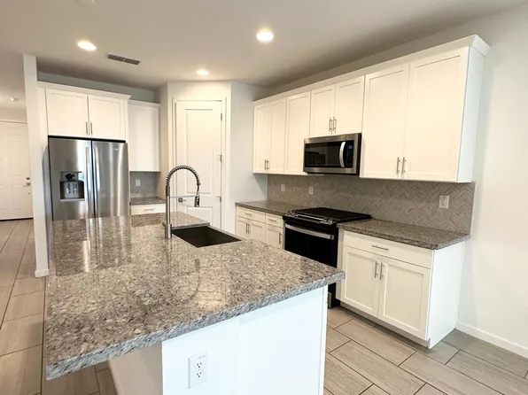 6816 W Valley View Dr, Laveen, AZ 85339