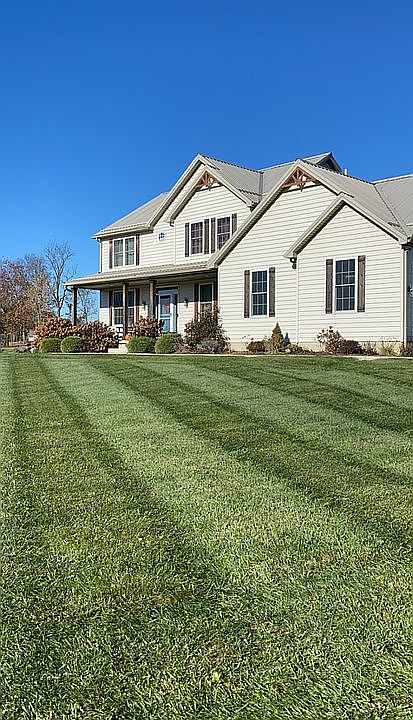 2nd image of 2568 Carroll Eastern Rd NE