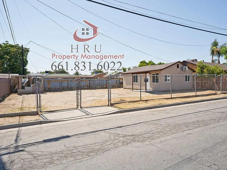 2731 Security Ave — Photo 5