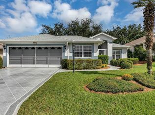 5273 China Sea Dr, Tavares, FL 32778