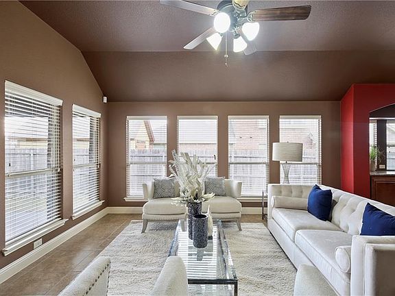 5th image of 6605 Thistle Wood Dr