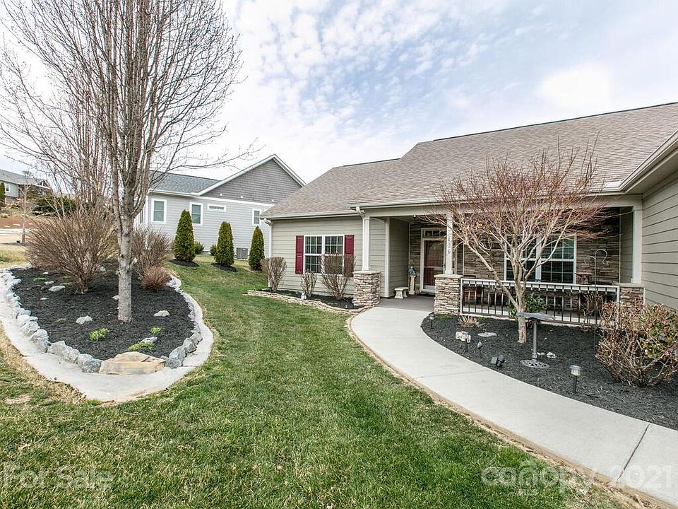 426 Blacksmith Run Dr Hendersonville NC Zillow