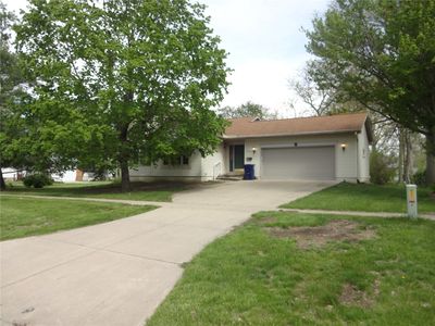 680 W Washington St, Marengo, IA, 52301