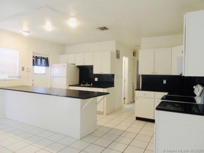 1106 NE 17th Ter #1-2, Fort Lauderdale, FL, 33304
