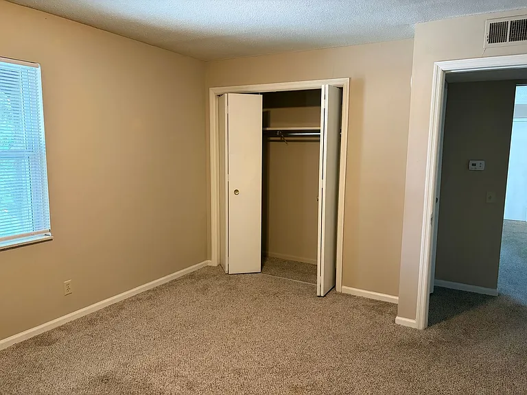 5801 Woodson St — Photo 7