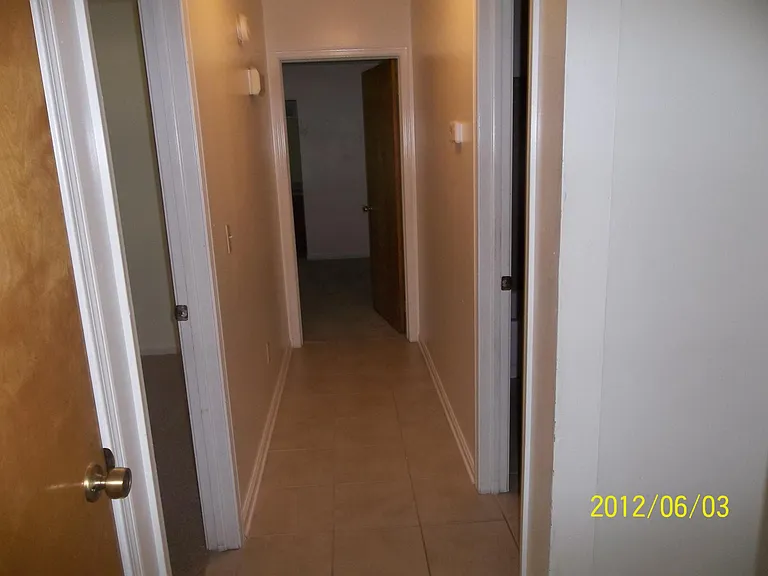100 Creekwood Cir — Photo 18