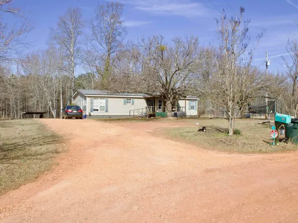 1949 County Road 628, Roanoke, AL 36274