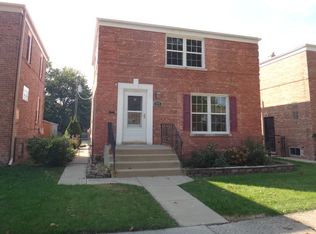 820 Suffolk Ave, Westchester, IL 60154
