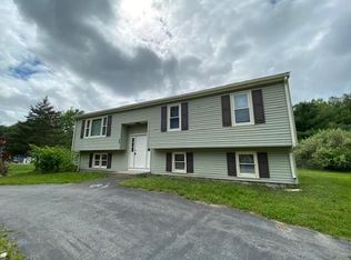 26 Jennings Dr, Abington, MA 02351