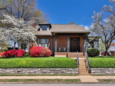 8823 Pine Ave, Saint Louis, MO, 63144
