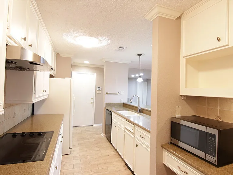 2602 Rice Blvd — Photo 8