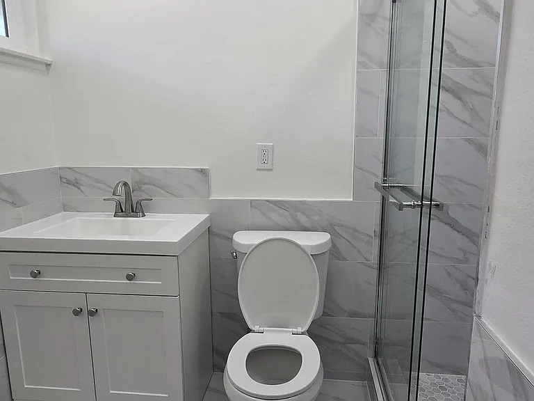 10131 Beverly Ln — Photo 3
