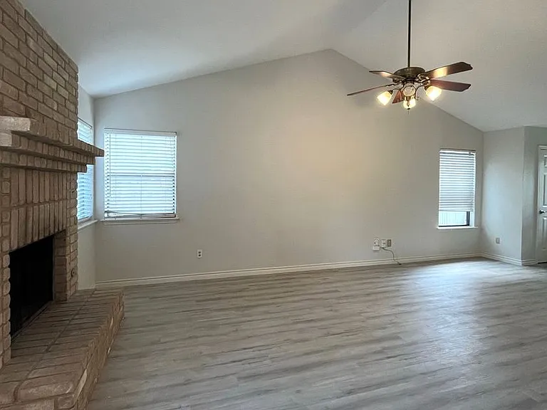 4415 Brushy Hl — Photo 4