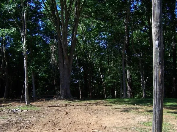 2634 Chickahominy Rd, Toano, VA 23168