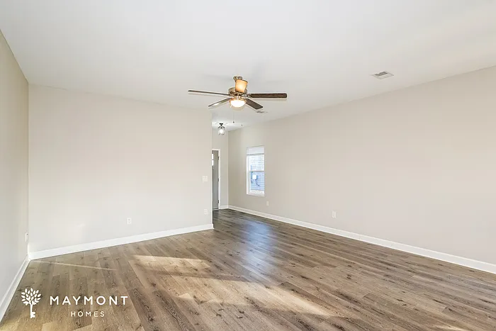 506 Highland Ct — Photo 6