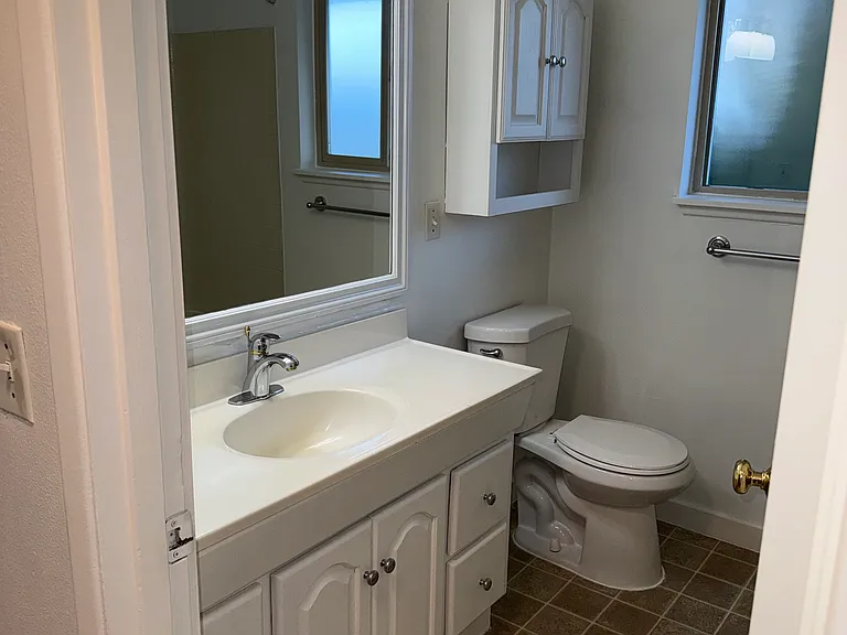 8554 NE 137th Pl — Photo 14