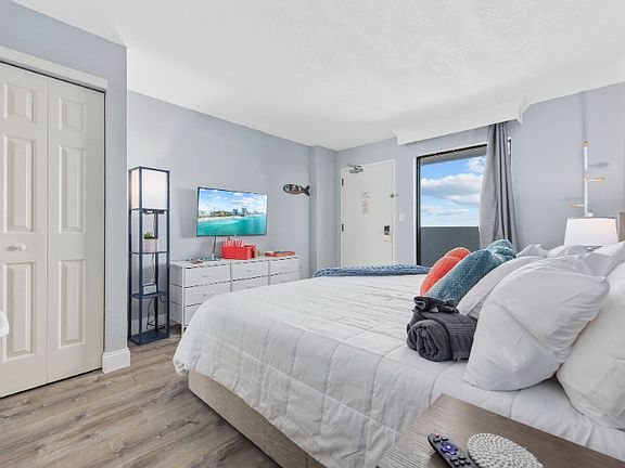 5th image of 3000 N Ocean Blvd #1230