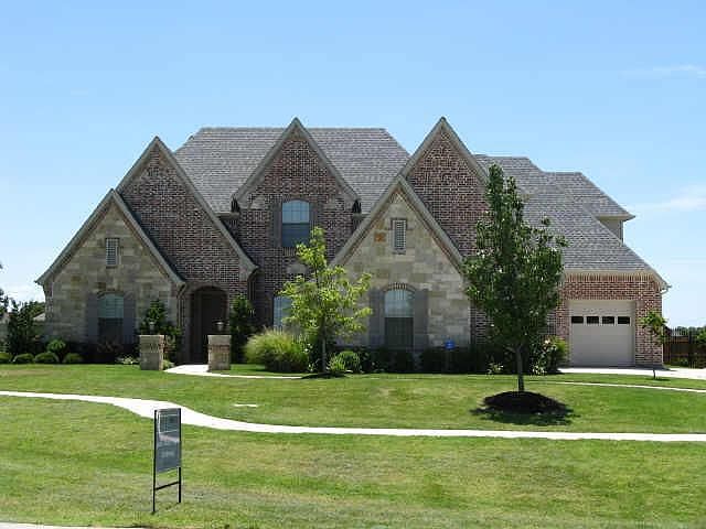 1st image of 240 Harper Ct