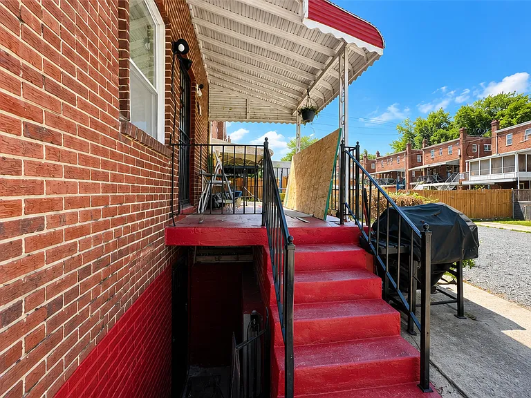 530 Oglethorpe St NE — Photo 29