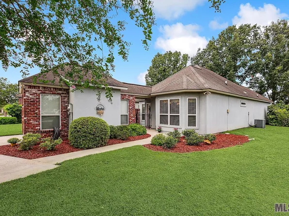5523 Courtyard Dr, Gonzales, LA 70737