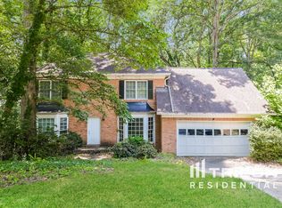 325 Ridge Ct, Roswell, GA 30076