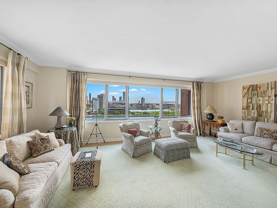 1st image of 16 Sutton Pl #13C