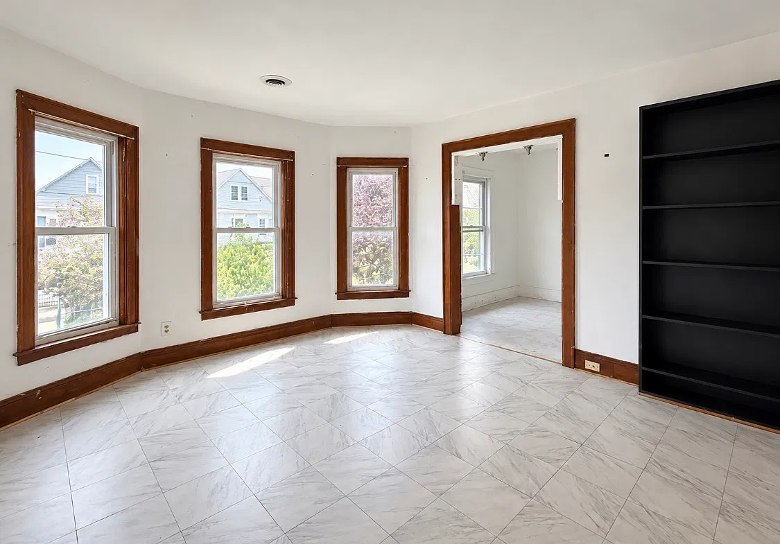 3 bed, 1122 sqft, $1,250 — Photo 3