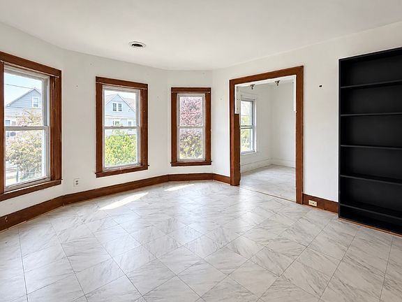 3rd image of 91 Howell St #2