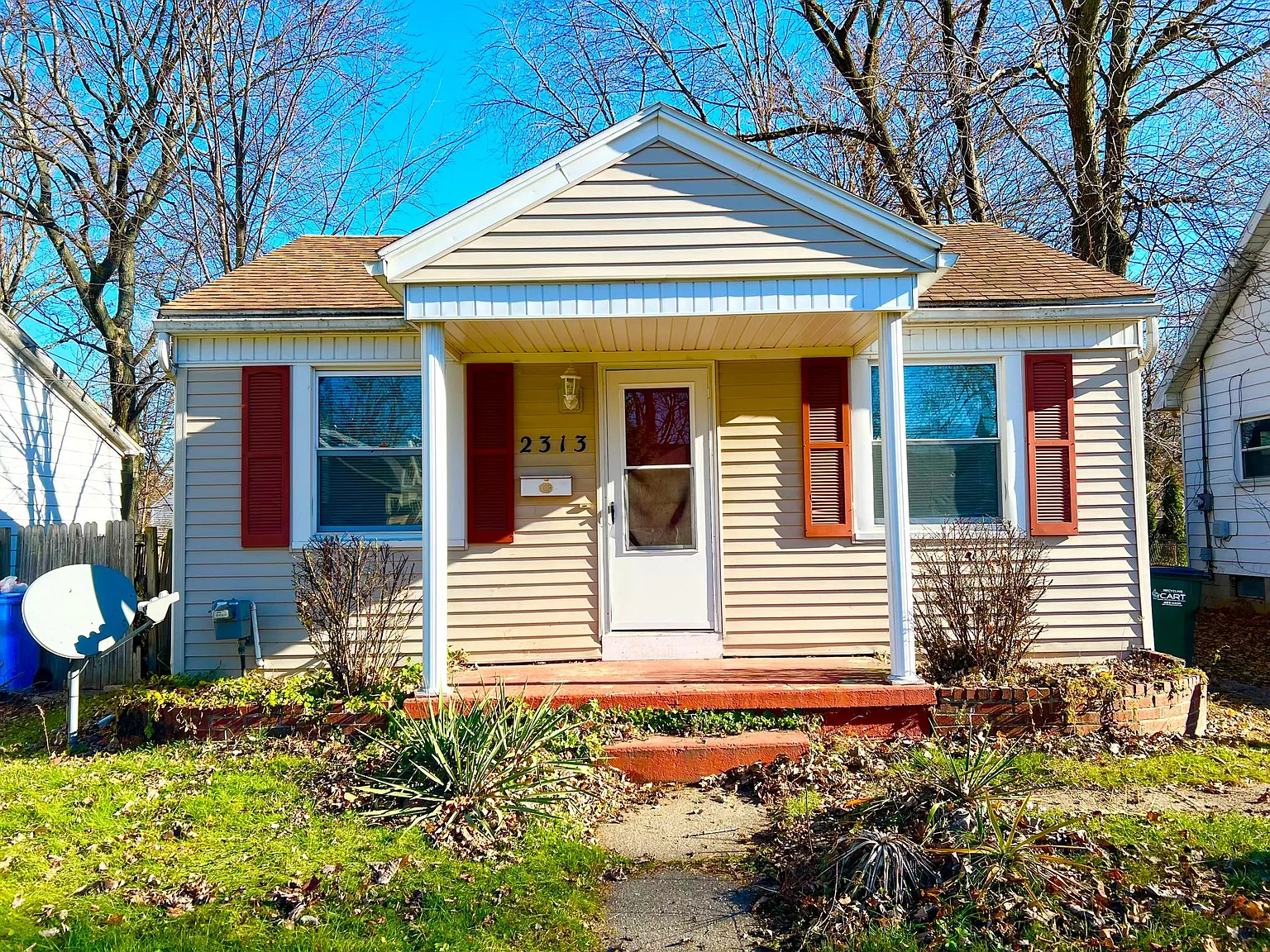 2313 Alpha St photo 1