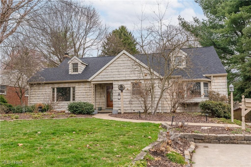 Real estate listing image