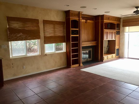2nd image of 1526 Black Walnut Dr