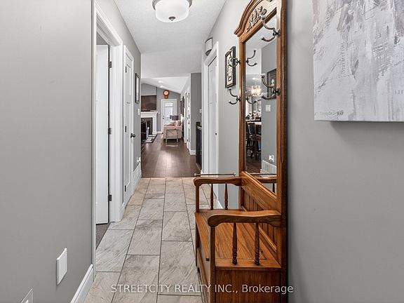 3rd image of 17 Old Course Rd W