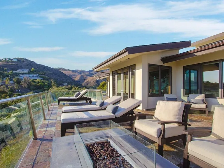 27091 Sea Vista Dr — Photo 17
