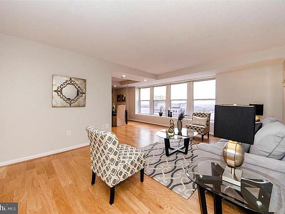 2nd image of 900 N Taylor St APT 1929