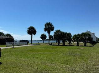 142 Sunny Point Ln, Newport, NC 28570